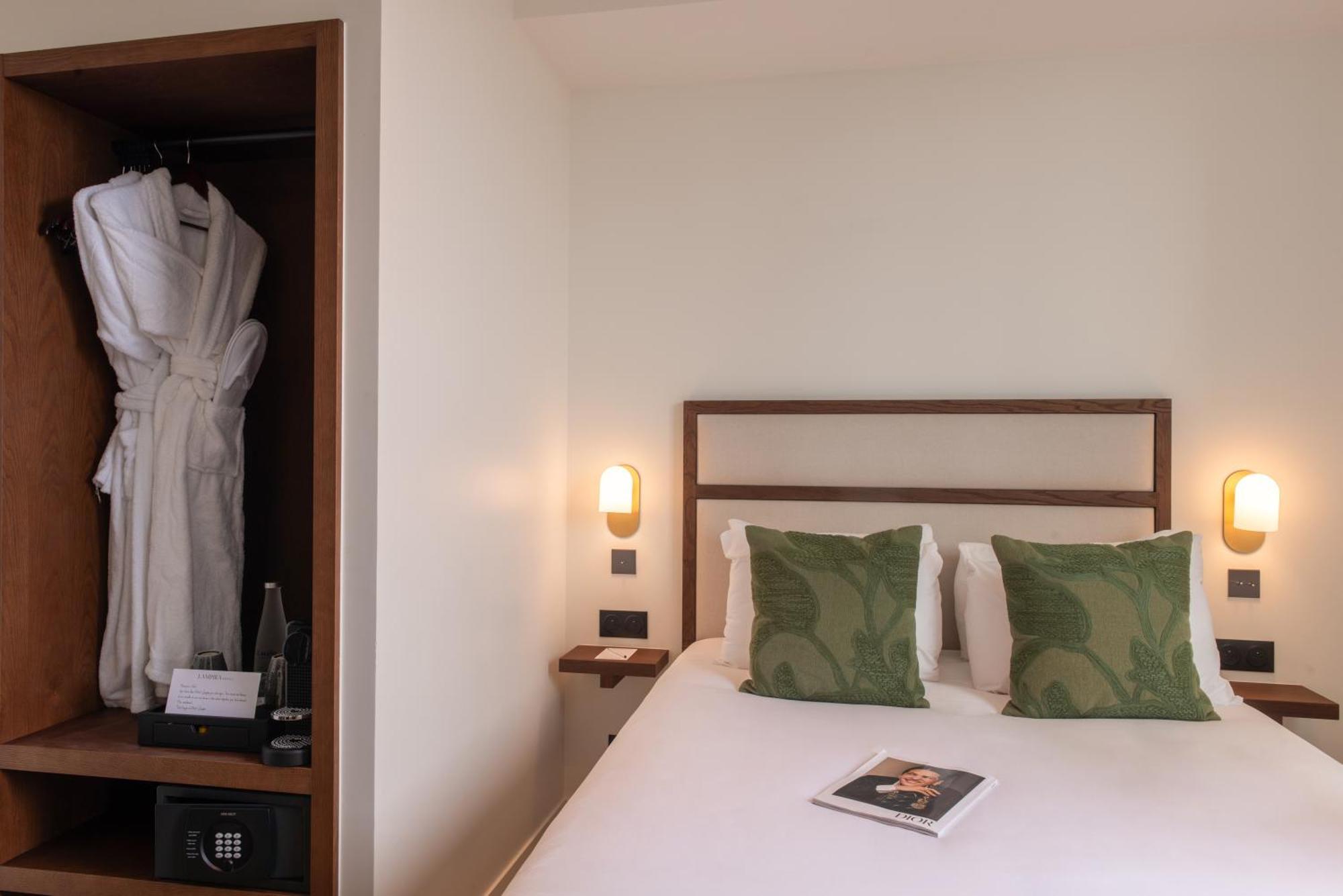 Le Lampika Hotel París Habitación foto